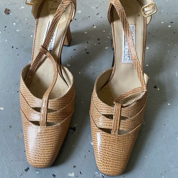 Spanish Leather by Sergio Zelcer Heels - Picture 1 of 3
